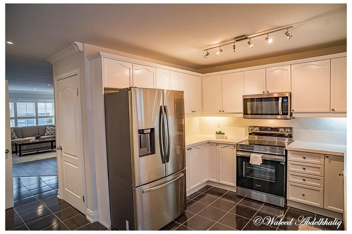 Sunroom House - 4 Bedrooms Mississauga Zewnętrze zdjęcie