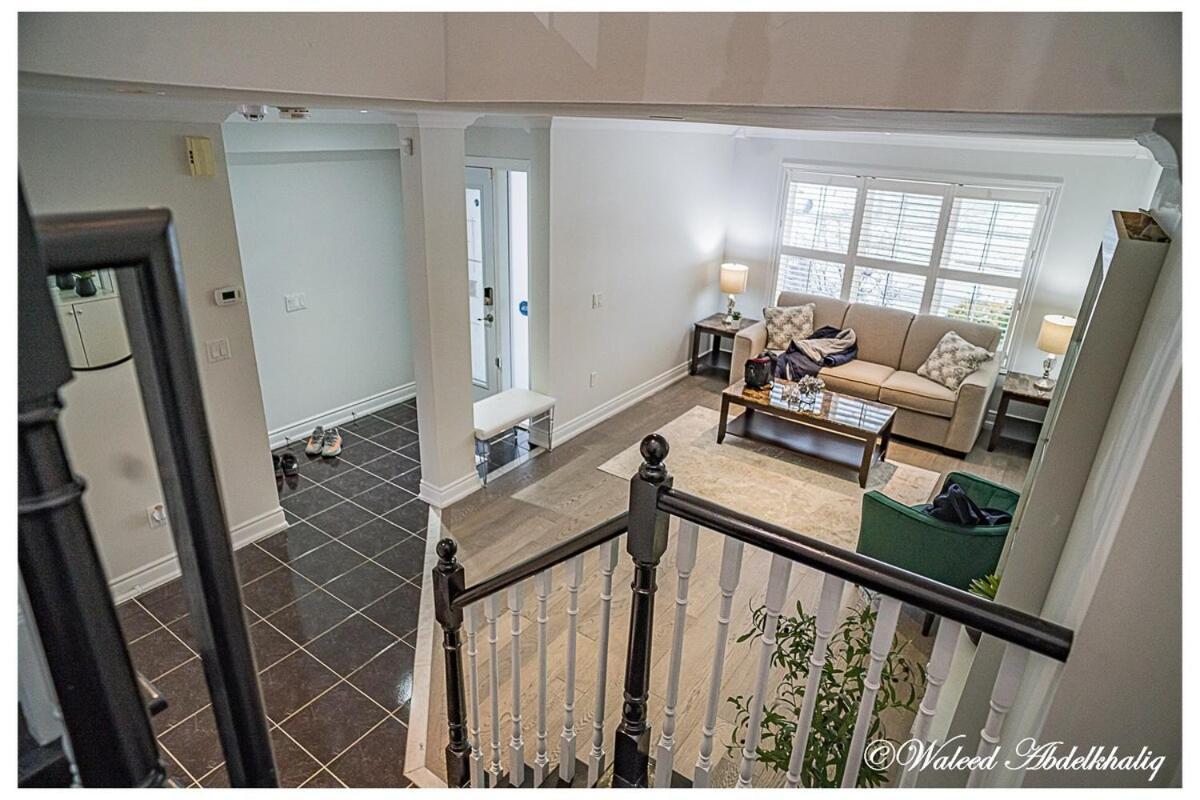 Sunroom House - 4 Bedrooms Mississauga Zewnętrze zdjęcie