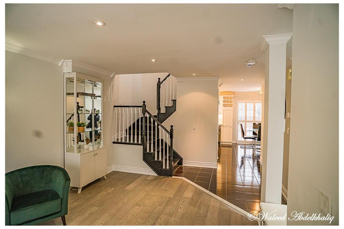 Sunroom House - 4 Bedrooms Mississauga Zewnętrze zdjęcie