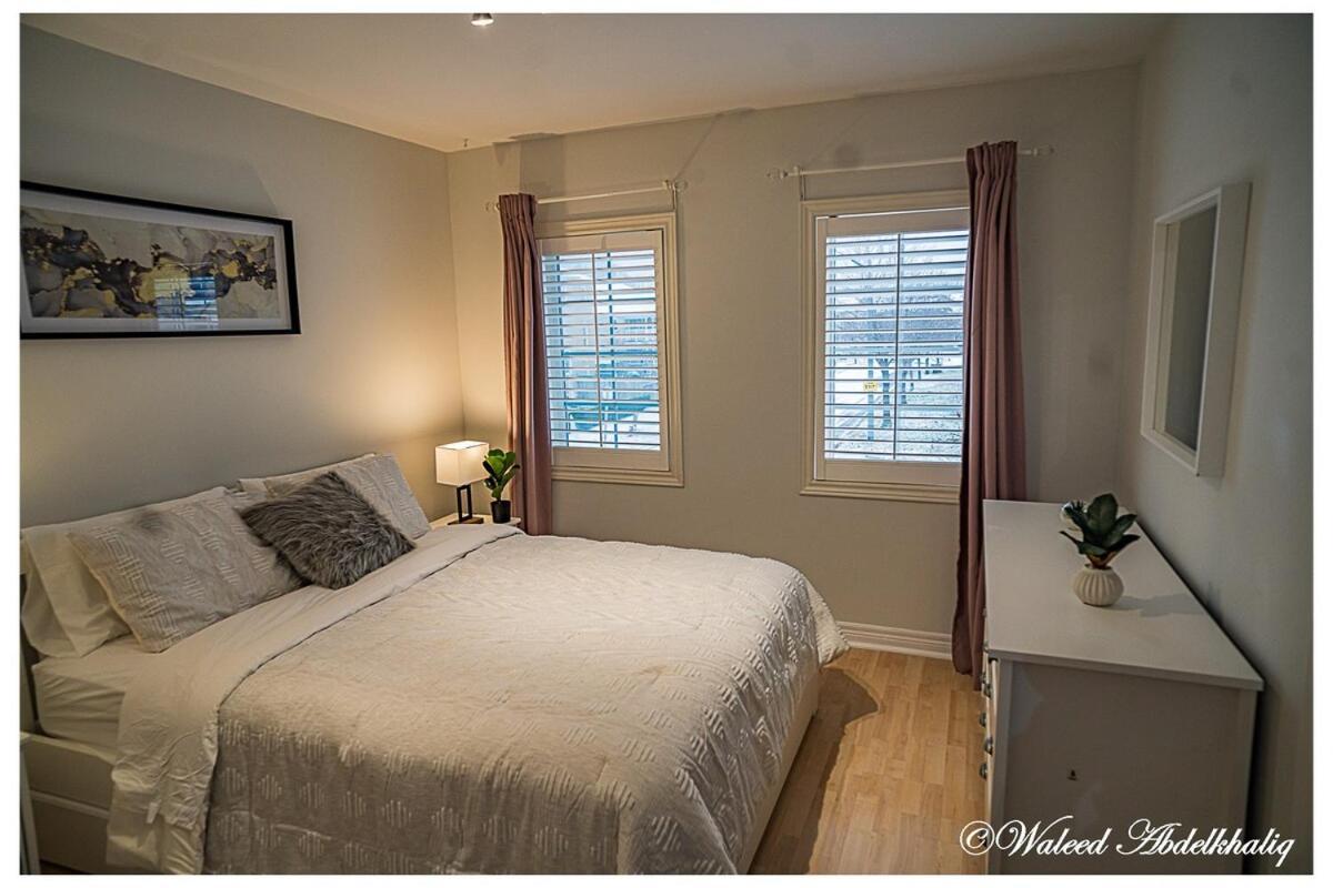 Sunroom House - 4 Bedrooms Mississauga Zewnętrze zdjęcie